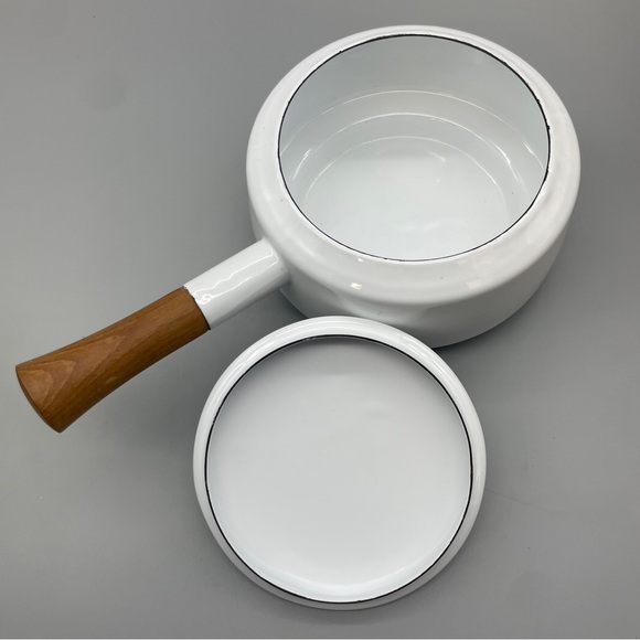 Dansk Enamelware Fondue Pot Saucepan White Teak Handle - Picture 5 of 12
